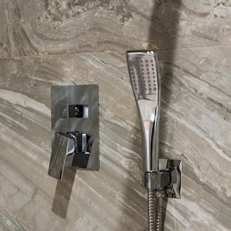 ホテル Relax ドゥラス