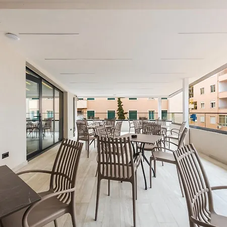 Relax 4* Durrës