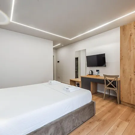 Relax 4* Durrës